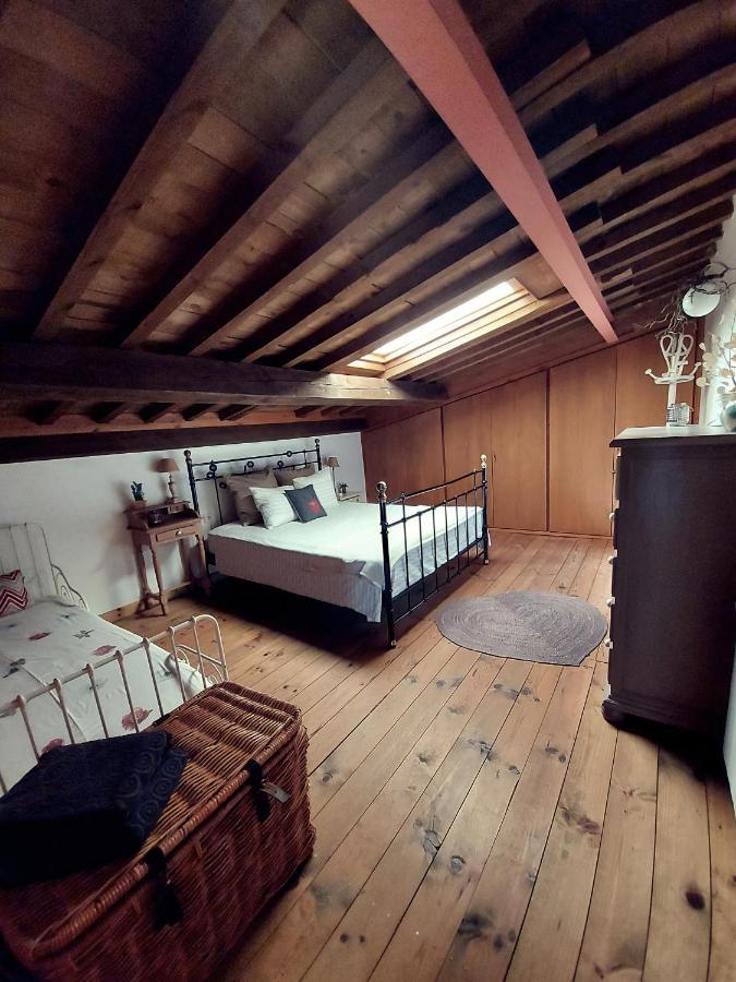 Casa Corazon De Piedra En El Rio Dulce Guest House Aragosa ภายนอก รูปภาพ