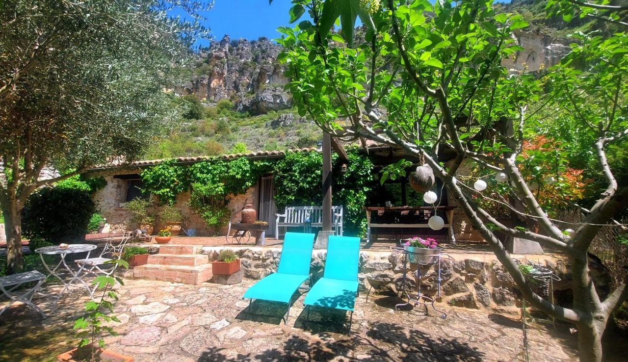 Casa Corazon De Piedra En El Rio Dulce Guest House Aragosa ภายนอก รูปภาพ