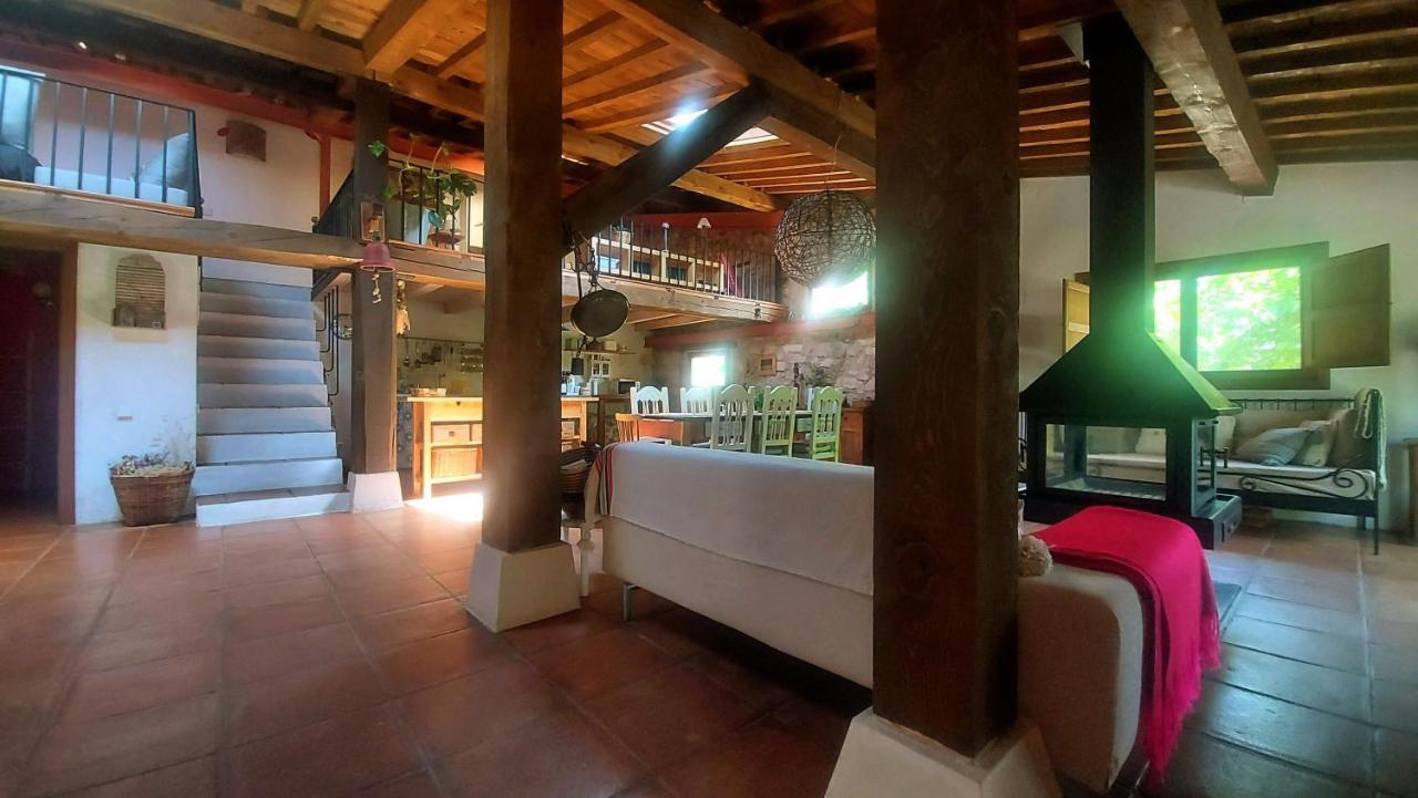 Casa Corazon De Piedra En El Rio Dulce Guest House Aragosa ภายนอก รูปภาพ