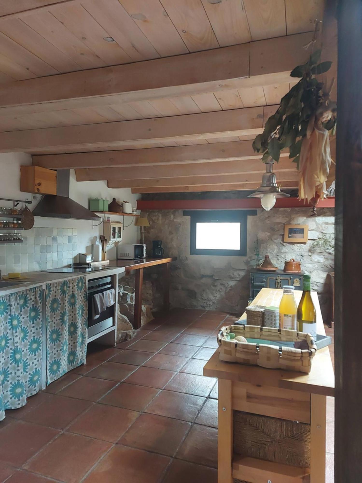 Casa Corazon De Piedra En El Rio Dulce Guest House Aragosa ภายนอก รูปภาพ