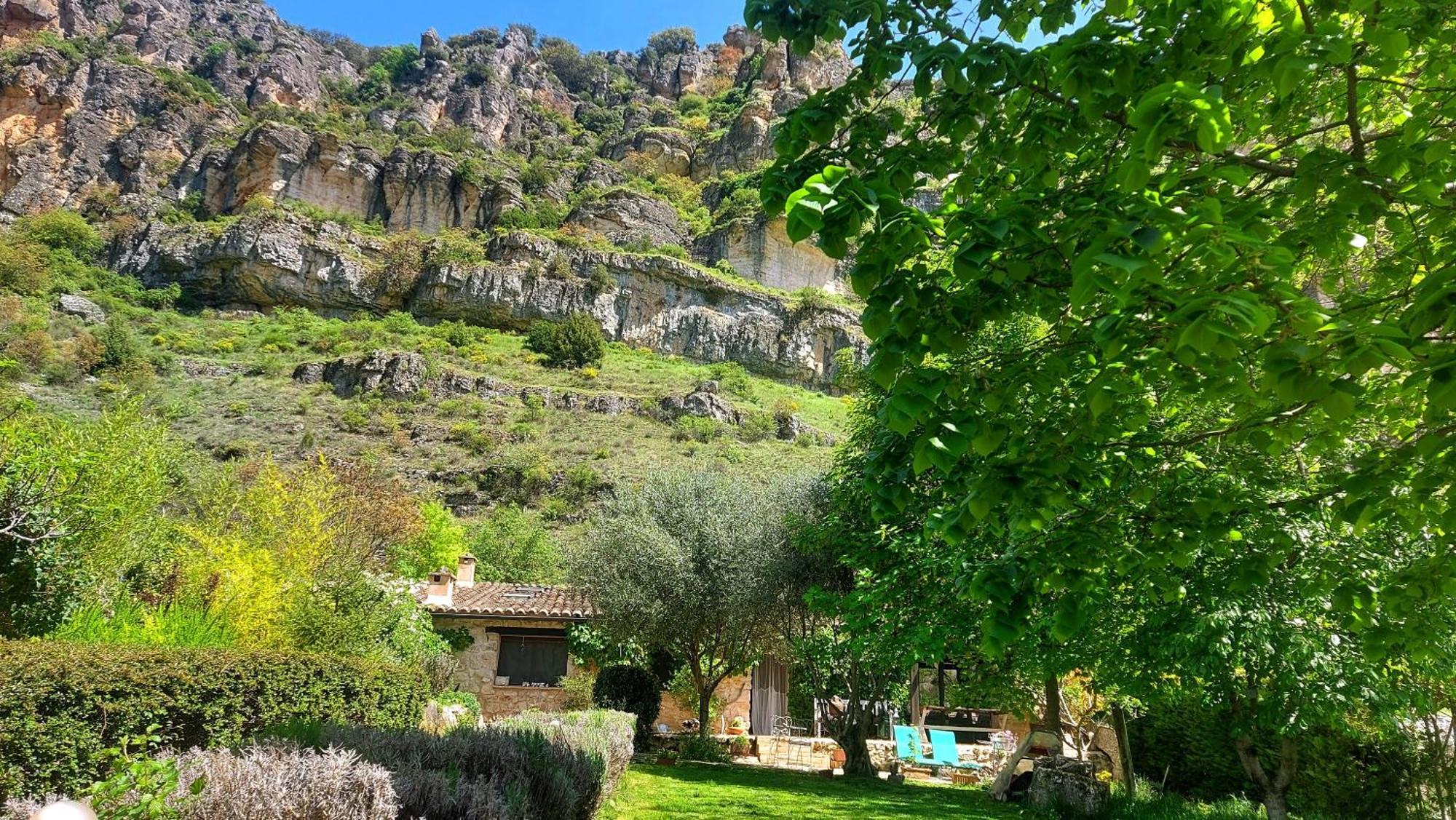 Casa Corazon De Piedra En El Rio Dulce Guest House Aragosa ภายนอก รูปภาพ