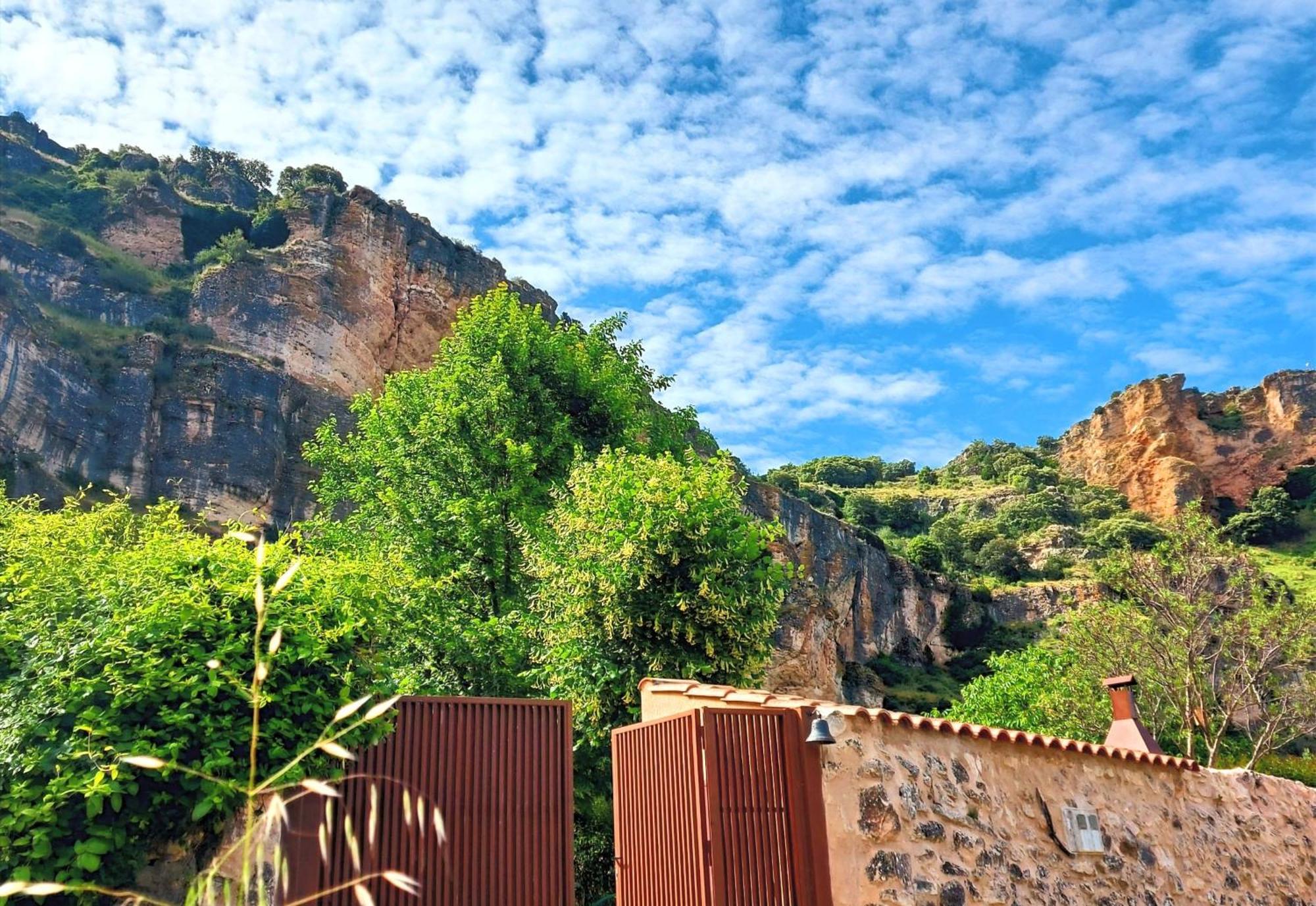 Casa Corazon De Piedra En El Rio Dulce Guest House Aragosa ภายนอก รูปภาพ