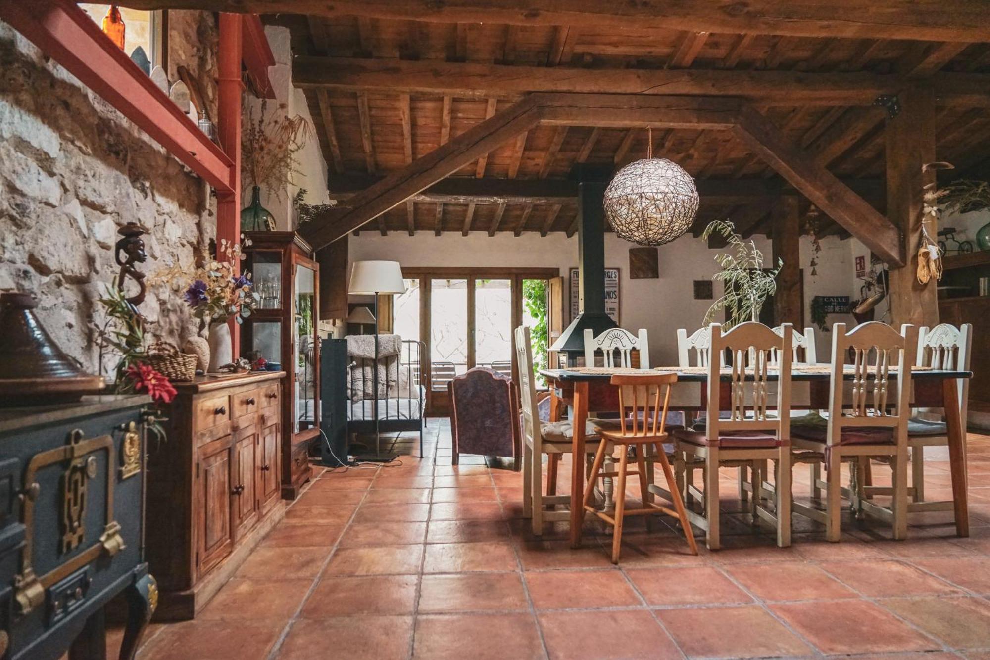 Casa Corazon De Piedra En El Rio Dulce Guest House Aragosa ภายนอก รูปภาพ