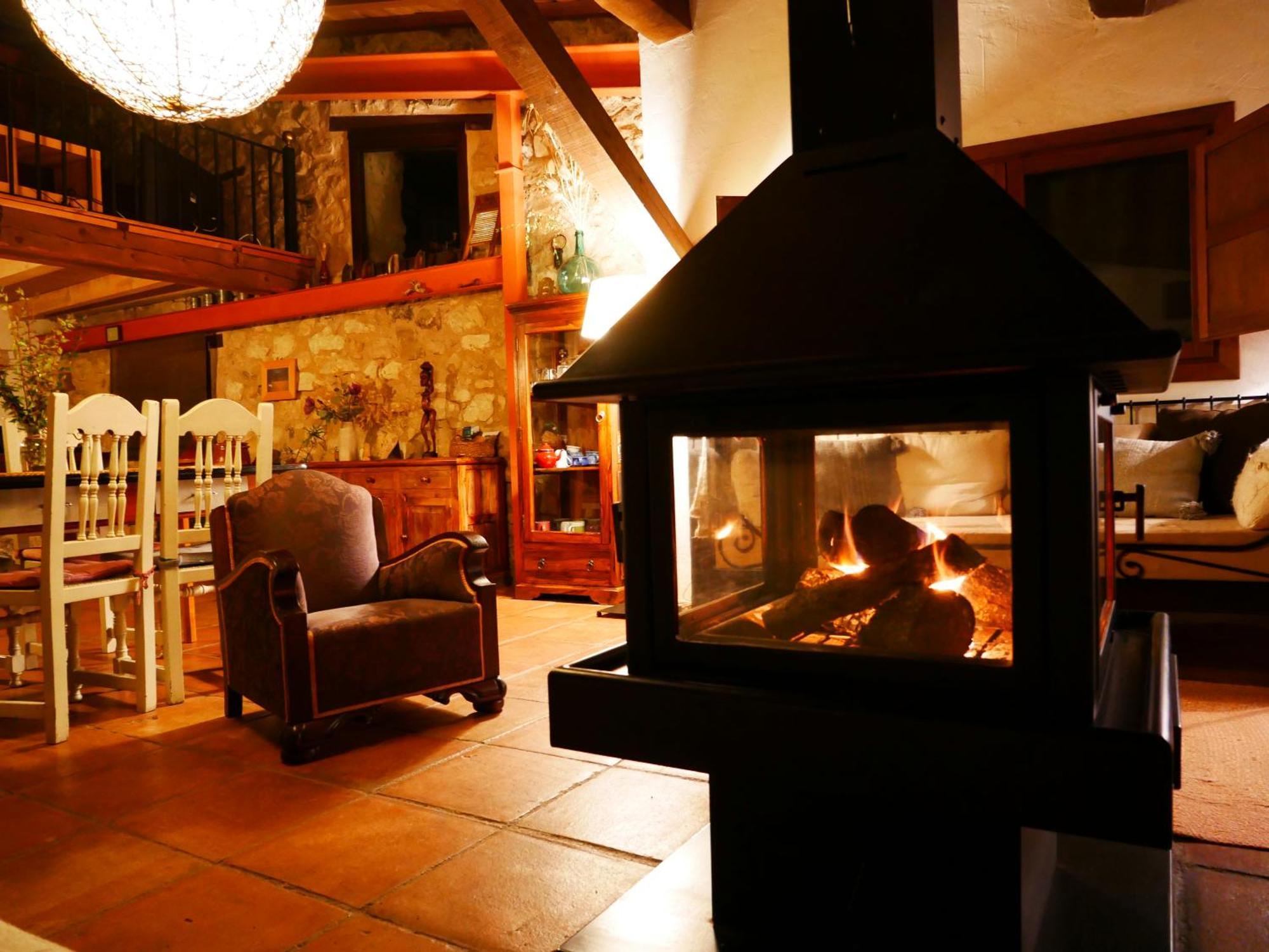 Casa Corazon De Piedra En El Rio Dulce Guest House Aragosa ภายนอก รูปภาพ