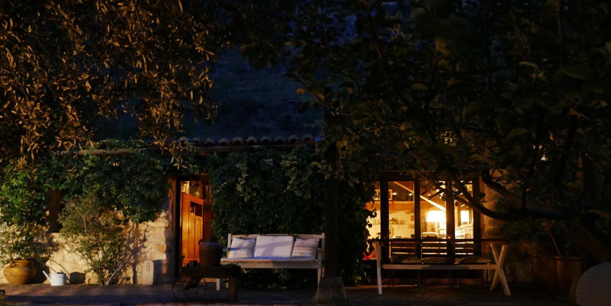 Casa Corazon De Piedra En El Rio Dulce Guest House Aragosa ภายนอก รูปภาพ